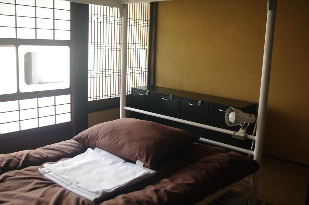 Kominka Guesthouse Hagi Akatsukiya Kamer foto